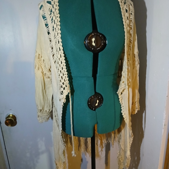 Vivid Impressions Cream Crochet Cardigan - Picture 2 of 4